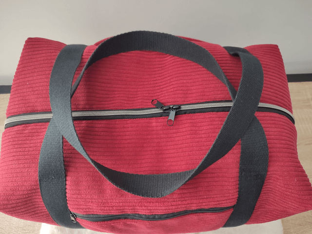 Sac de voyage rouge framboise 