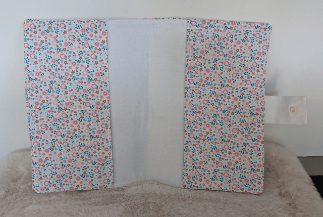 Protège carnet de santé personnalisé "fleuri "