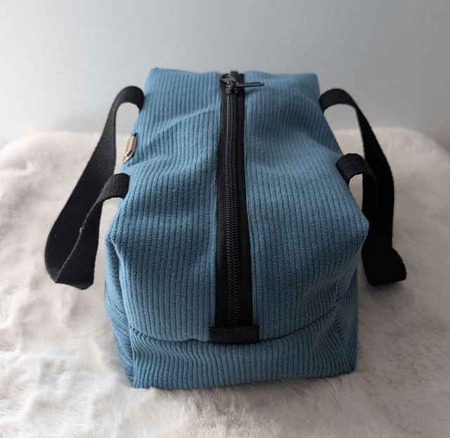trousse de toilette bleu roi