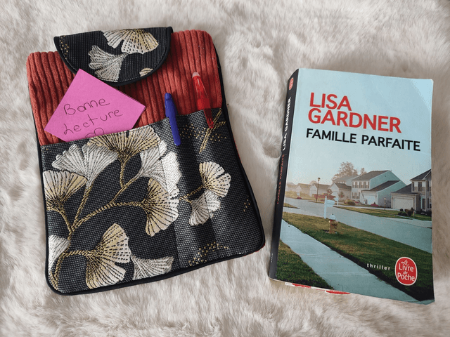 Pochette à livre